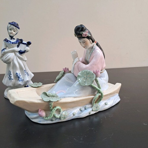 Porcelain decorations like new, set of 6 pieces