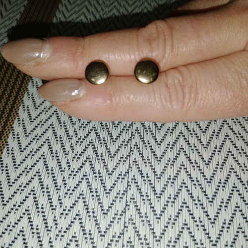 Chrysa flat earrings new, gold-colored with clasp