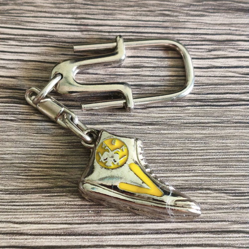 AEK shoe keychain vintage metal from 90s like new