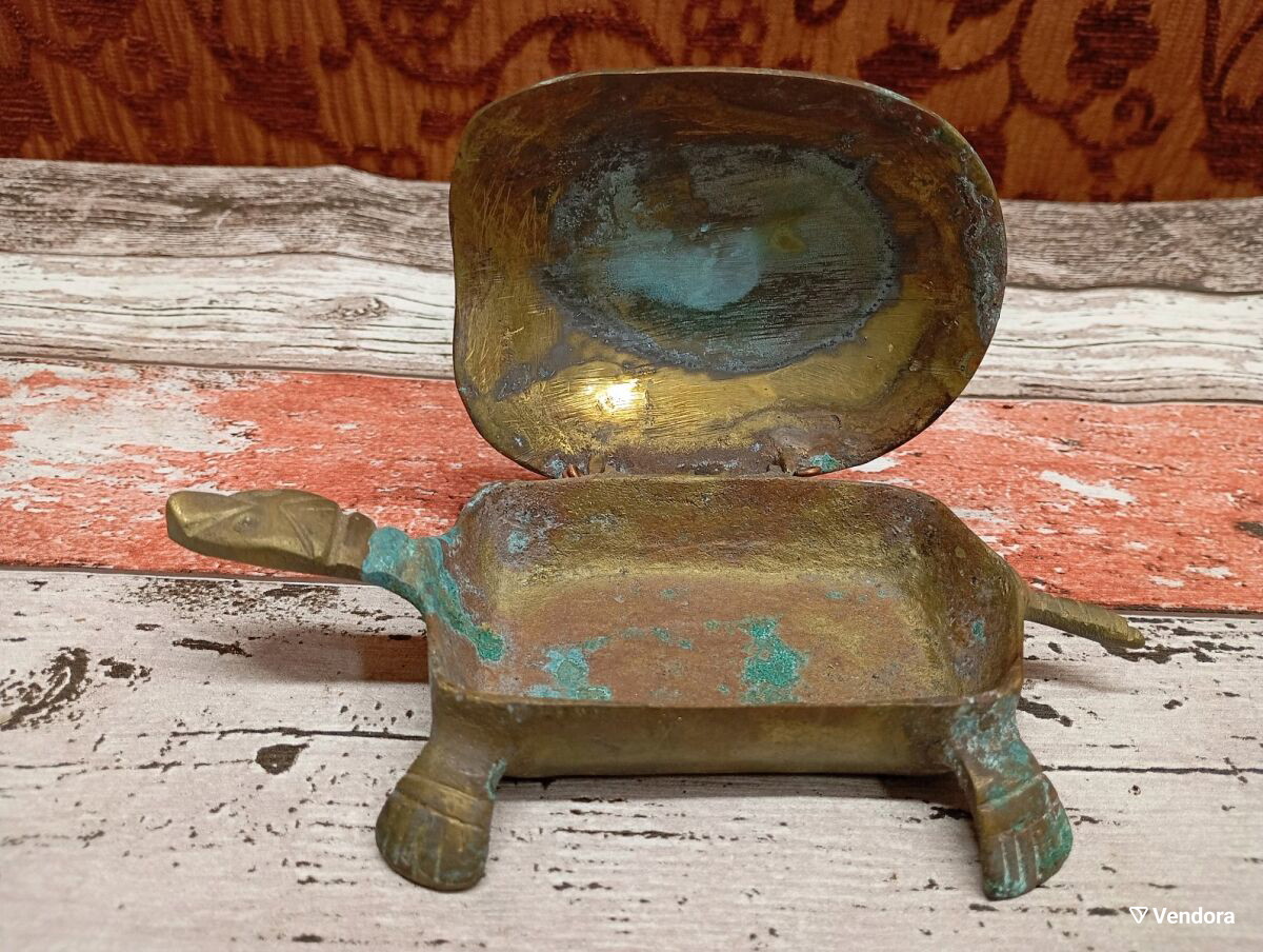 Μπρούτζινη χελωνίτσα κοσμηματοθήκη μεταχειρισμένη, αντίκα