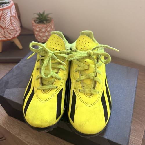 Adidas football shoes kids size 33, yellow and black