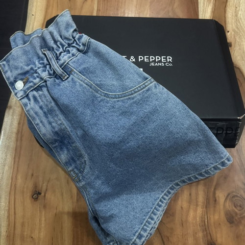Salt & Pepper Jeans shorts like new, size S, blue