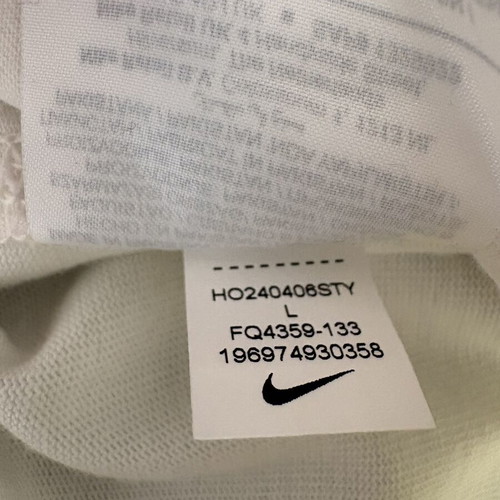 Nike shorts new, size L, white