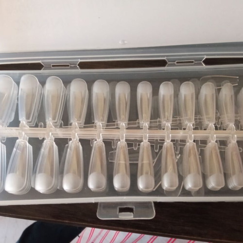 CANNI soft gel nail tips used