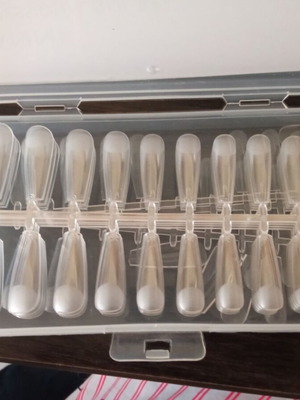 CANNI soft gel nail tips used
