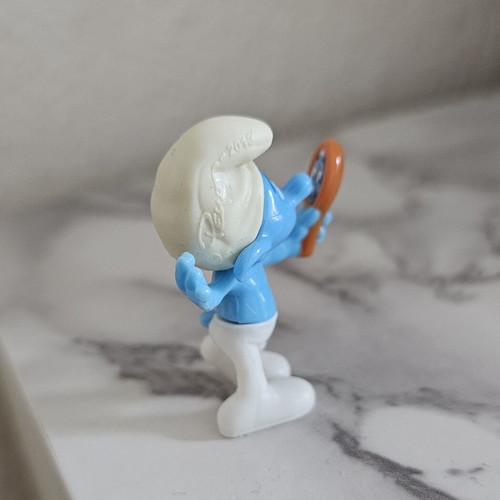 Smurf collectible figure Kinder 2013 like new