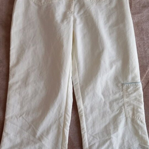 Adidas women's capri new, white, size M