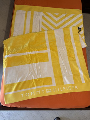 Tommy Hilfiger beach towel new, 180x90 cm
