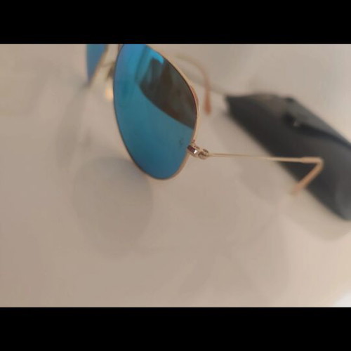 Ray Ban vintage sunglasses with blue mirrored lenses 58, like new