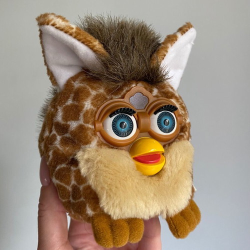 Vintage Furby Buddy Giraffe plush toy used 1999