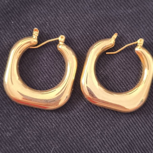 Earrings new, gold color, surgical steel, unique design