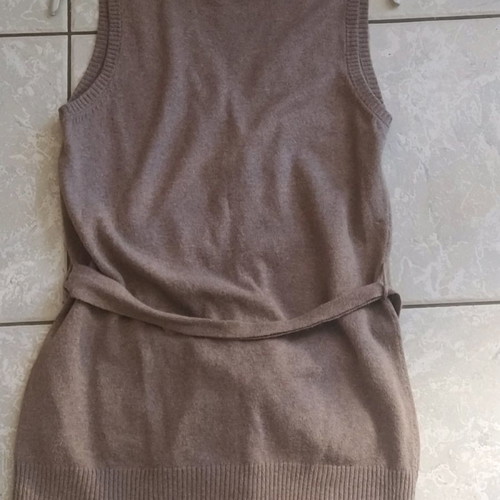 Zara women's vest used, medium size, multicolor