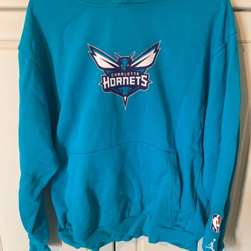 Charlotte Hornets hoodie authentic, like new