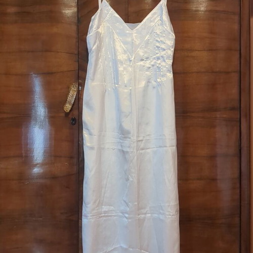 Satin maxi set robe and nightgown like new, white, Roza XL
