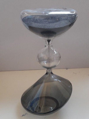 Asymmetric hourglass decorative new