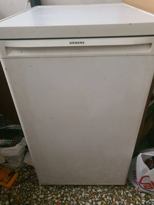 Siemens μικρό ψυγείο σαν καινούργιο, διαστ. 90x45x50 εκ.