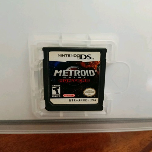 Metroid Prime Hunters Nintendo DS like new, 1000% complete, English version
