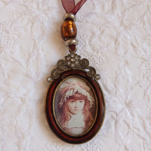 Set of vintage miniature enamel frames with beads and crystals