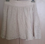 White lace skirt like new with lining size M