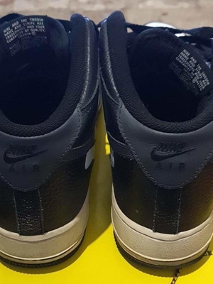 Nike Air Force 1 Mid μεταχειρισμένα, μέγεθος 44, ασπρόμαυρα
