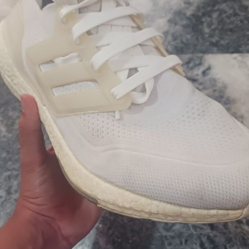 Adidas Ultraboost sneakers like new, size 47, white