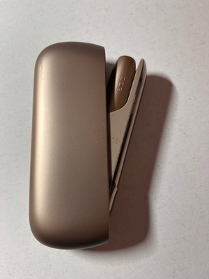 IQOS 3 μεταχειρισμένη συσκευή θερμαινόμενου καπνού χωρίς λειτουργικό stick