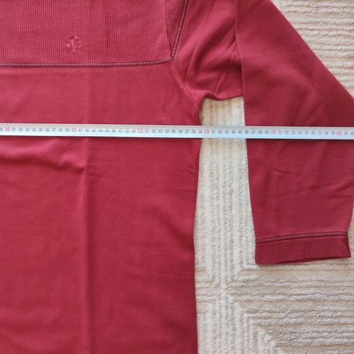 Version sweatshirt XL like new, deep burgundy with textured knit