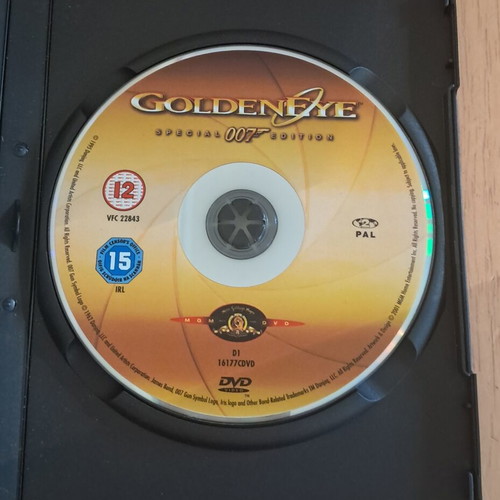Golden Eye DVD like new, Pierce Brosnan