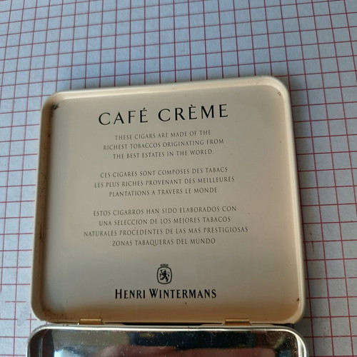 Henri Wintermans collectible metal box for cigars used