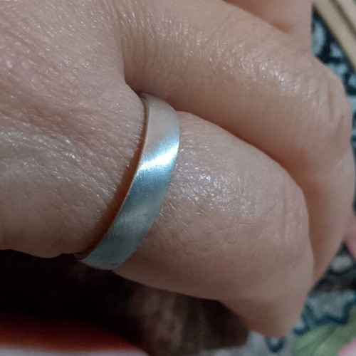 Vintage Premier Designs ring like new, silver