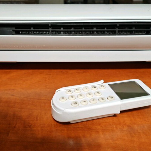 Equation KPT-2000B bathroom fan heater like new with remote control and illuminated display