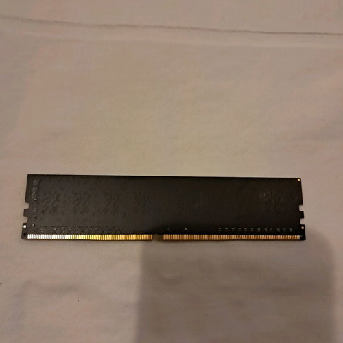 Ram DDR4 with 1×8GB module and 2400 speed for desktop like new