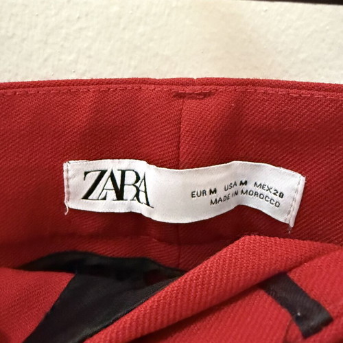 Zara red high-waisted pants medium like new
