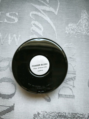MAC Powder Blush x Simpsons νέο, απόχρωση pink sprinkles