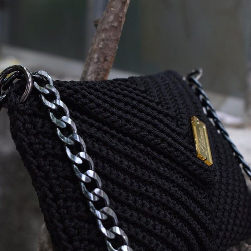 Handmade Knitted Shoulder Bag Black and White