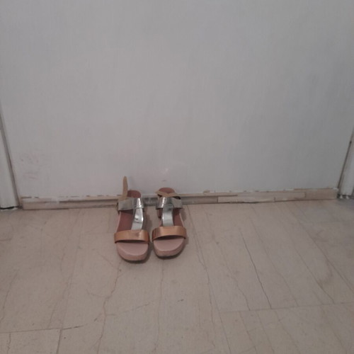 Vanessa Wu platform sandals like new, pink and silver, size 37