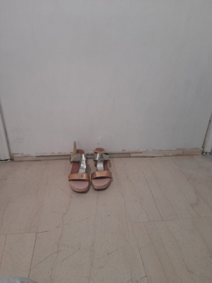 Vanessa Wu platform sandals like new, pink and silver, size 37