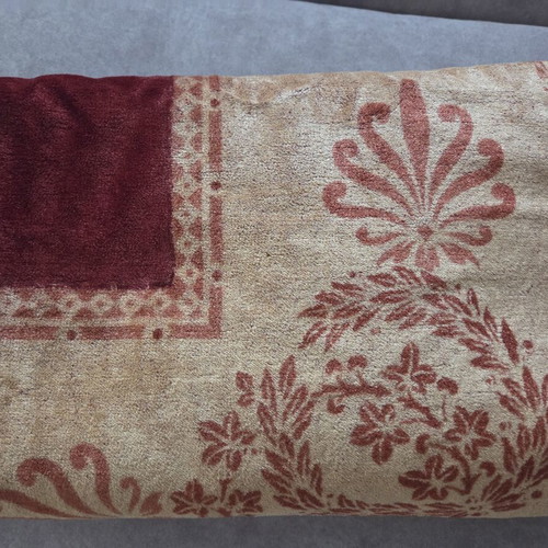 Chenille Throw Blanket Large, Like New, Burgundy and Gold