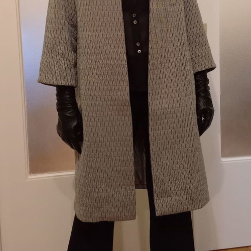Selected coat used, grey, size M with 3/4 sleeves without buttons