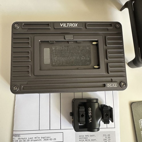 Viltrox DC-X2 Camera Monitor 6 inch, like new