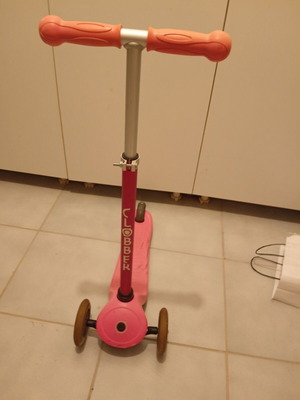 Globber scooter for ages 3-6, used, adjustable handlebar