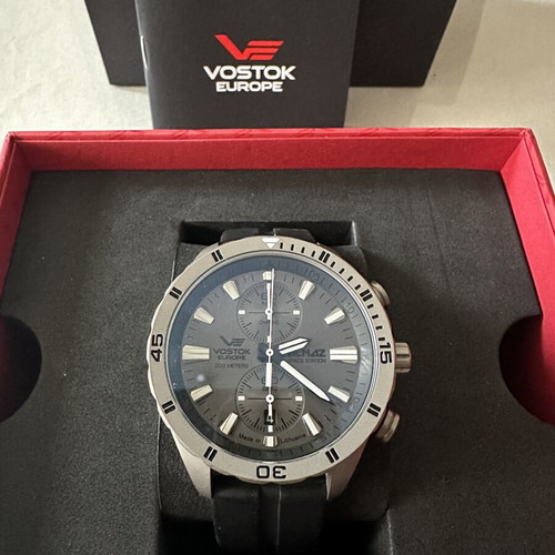 Vostok Almaz Titanium watch like new, men's chronograph