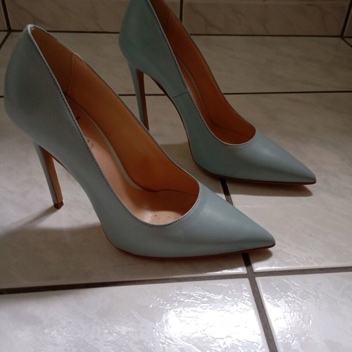 Migato leather blue pumps new, size 39