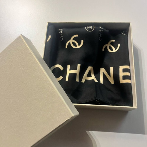 Authentic Chanel Paris scarf like new, black