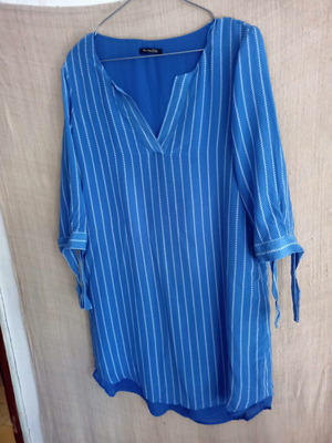 Massimo Dutti silk tunic, size 38, blue