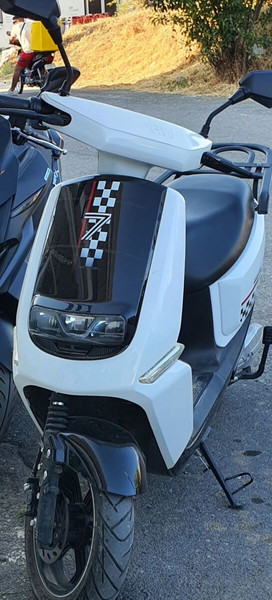 Πωλειται scooter ηλεκτρικο