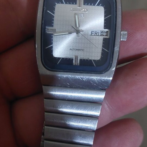 Seiko 5 Automatic Day Date Watch like new