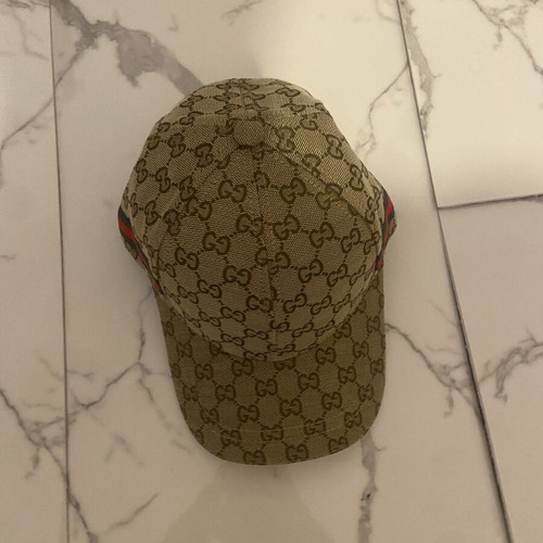 Gucci cap new condition