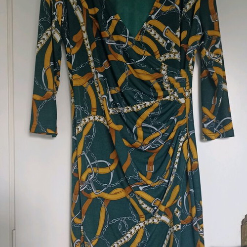 Printed wrap dress size L with long sleeves like new
