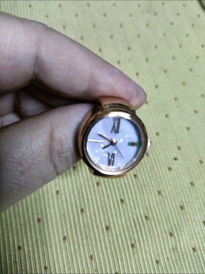 Vintage mini women's ring watch new, white pink
